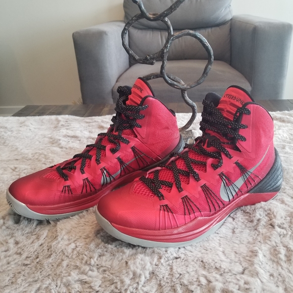 Men's Nike Red Hyperdunks - Picture 2 of 4